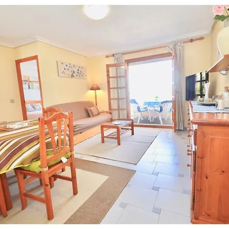 12 Sunny Sea Views Appartement